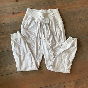 Lulu joggers!
